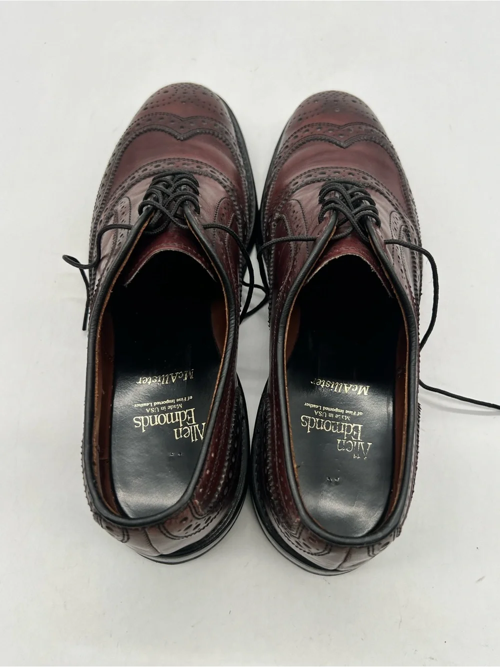 Allen Edmonds McAllister Men 7.5D Burgundy Leather Wingtip Oxfords Dress Shoes.